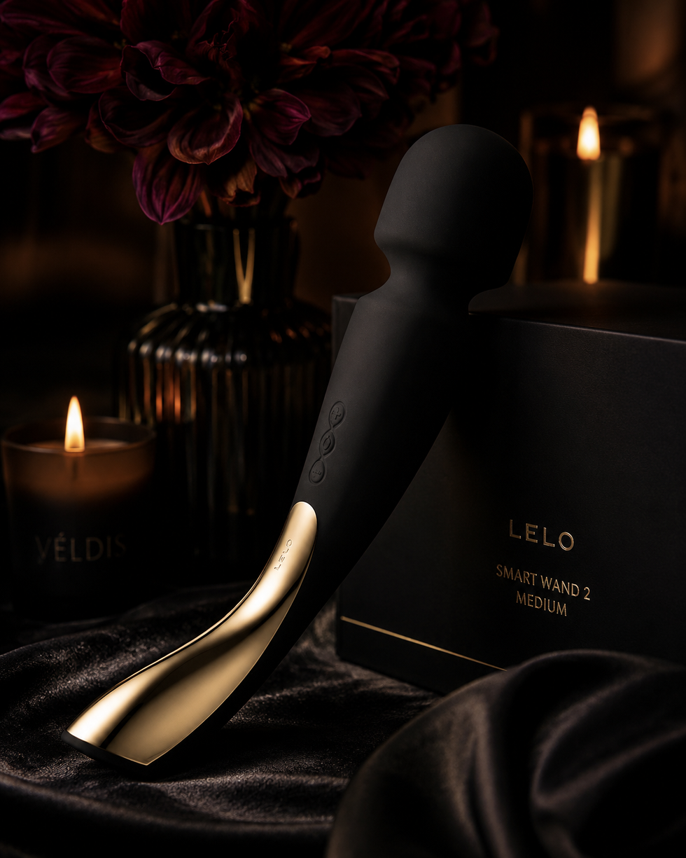 LELO Smart Wand™ No. II Obsidian Black | Luxury Massage Wand | VÉLDIS