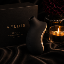 LELO SONA™ 2 Cruise Obsidian Black | Luxury Sonic Wave™ Stimulator | VÉLDIS