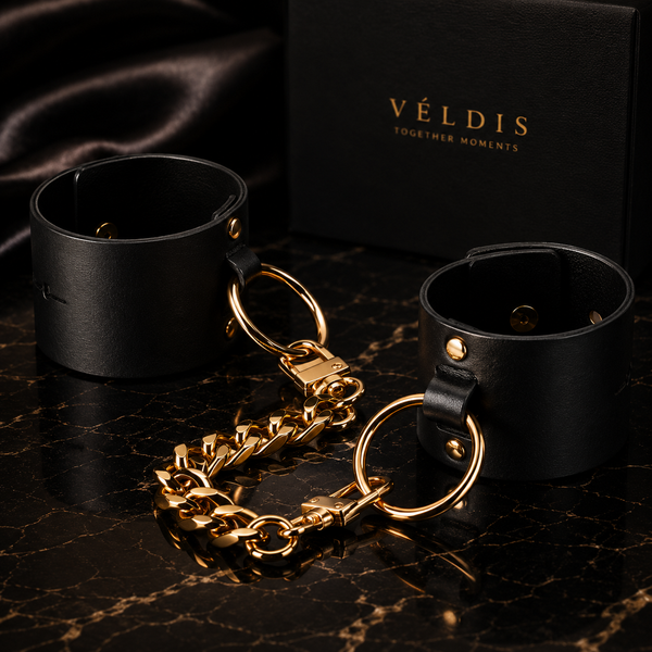 VÉLDIS Maze Wide Cuffs — Obsidian Black