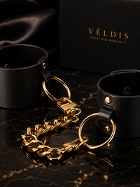 VÉLDIS MAZE Wide Cuffs – Obsidian Black