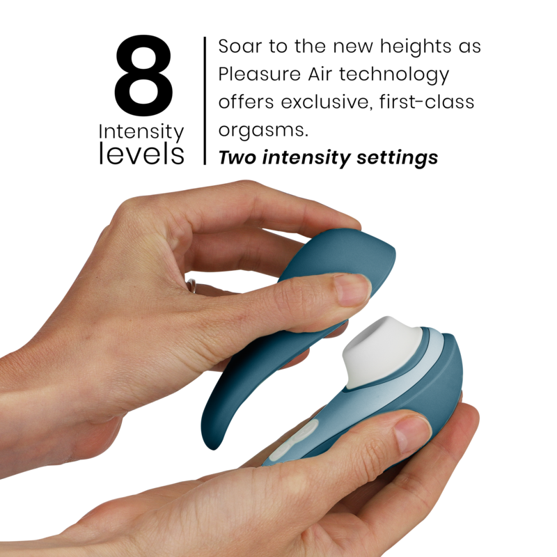 Womanizer Liberty 2™ Deep Blue | Compact Pleasure Air™ Stimulator | VÉLDIS