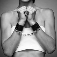 VÉLDIS Maze Wide Cuffs — Obsidian Black